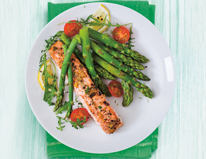 Salmon Asparagus520x400
