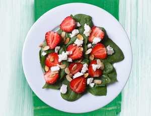 Strawberry Goats Cheese Salad