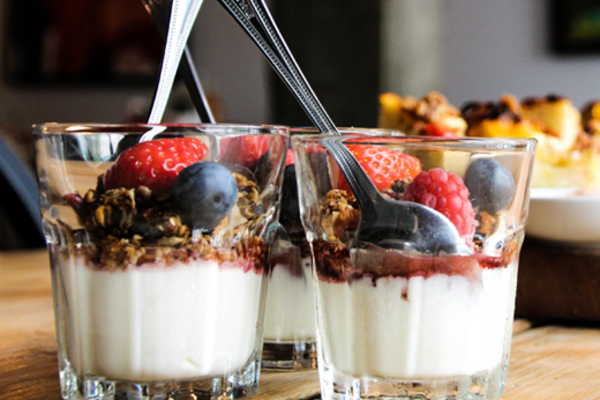 LayeredYogurt 520x400 LayeredYogurt 520x400